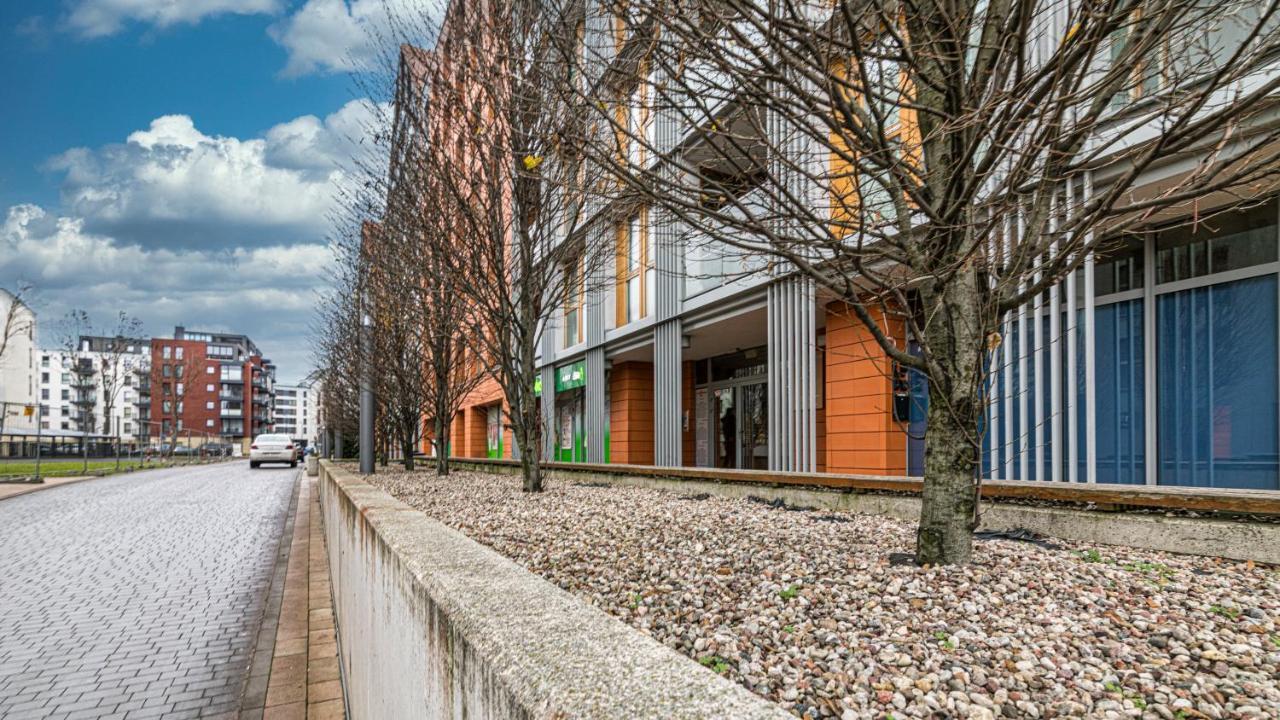 Maya'S Flats & Resorts 24 - Hollywood Gdansk Exterior photo